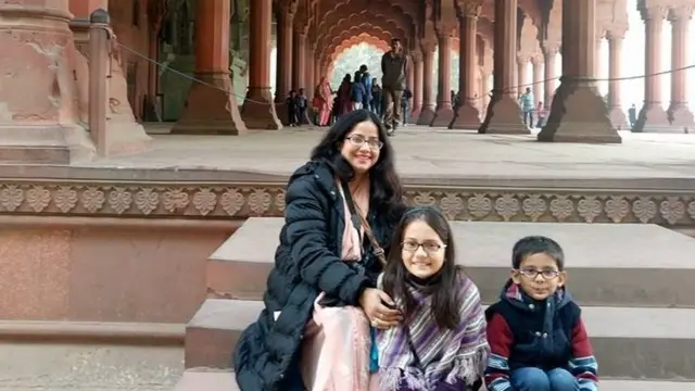 सदफ़ का छोटा सा परिवार