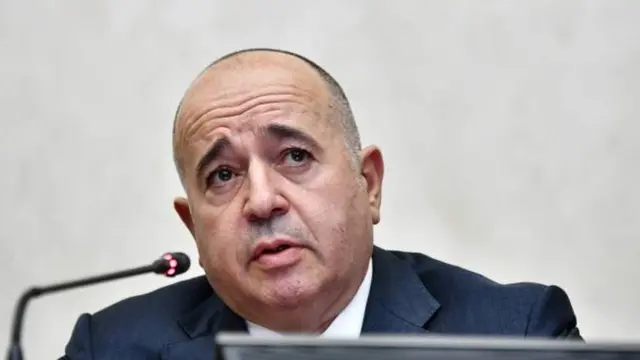 Arşak Karapetyan, Ermənistan müdafiə naziri