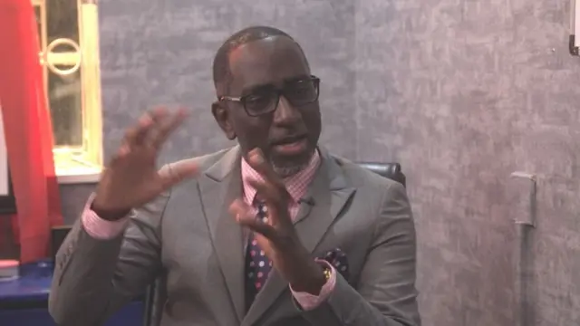 మహిళలు చేస్తున్న చిన్న తప్పు కారణంగా సింగిల్‌గా మిగిలిపోతున్నారని బురాలే అన్నారు.