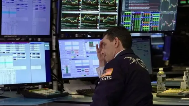 交易员痛苦疲惫