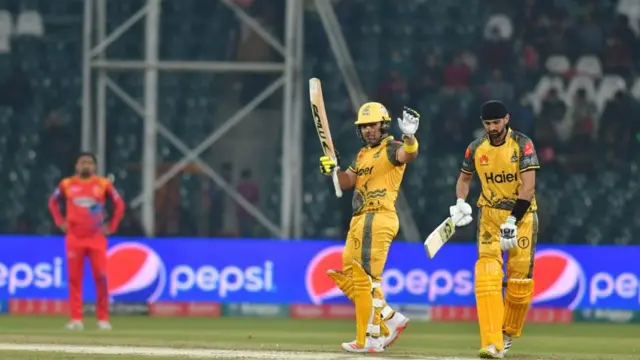 کامران اکمل اور شعیب ملک