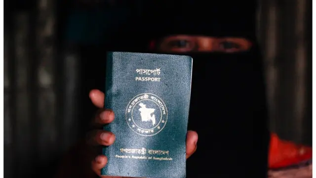 একে অপরের উপর দায়িত্ব চাপানোর এরকম একটি প্রবণতা রয়েছে।