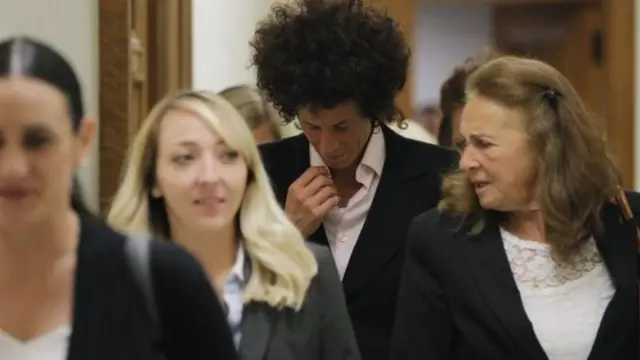 महिला, लैंगिक छळ.