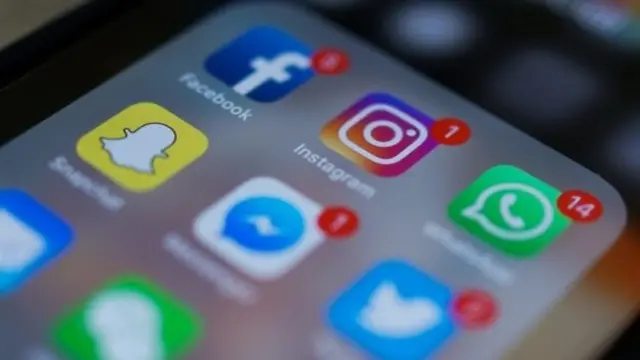 Phone wey get social media apps