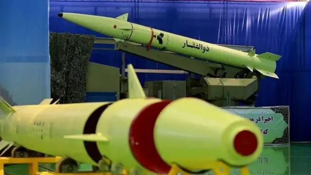 موشک ذوالفقار در کلاس موشک فاتح قرار دارد