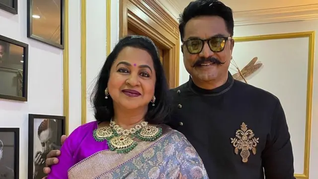 நடிகர் சரத்குமார் நடிகை ராதிகா