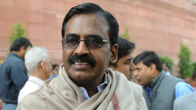 பழனிமாணிக்கம்