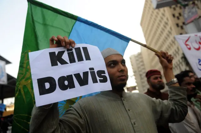 रेमंड डेविस