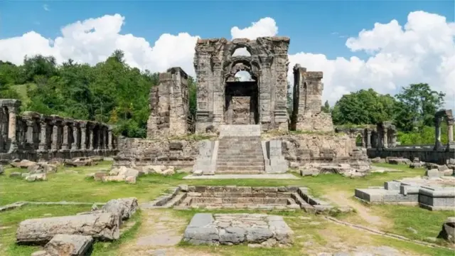 कश्मीर मंदिर