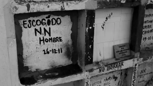 Bóveda con la palabra "escogido".