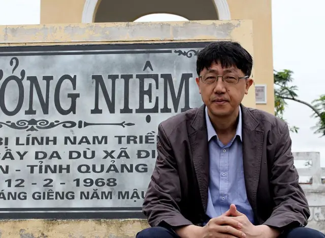 "ကျွန်တော်တို့ဟာဂျပန်၊ မွန်ဂိုးလီးယားနဲ့ တရုတ်နိုင်ငံတွေရဲ့ ကိုလိုနီကျွန်ပြုခြင်းခံခဲ့ရပြီး အဲဒီလို ဓါးစာခံ အနေအထား ကြုံခဲ့တဲ့အပေါ် ဂုဏ်ယူနေသလိုတောင် ဖြစ်နေတာပါ" (ကိုကယောင်တေး)