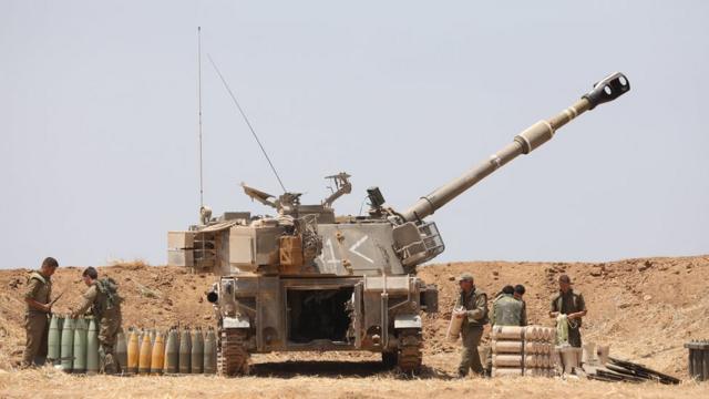 Израильский танк на границе с сектором Газа
