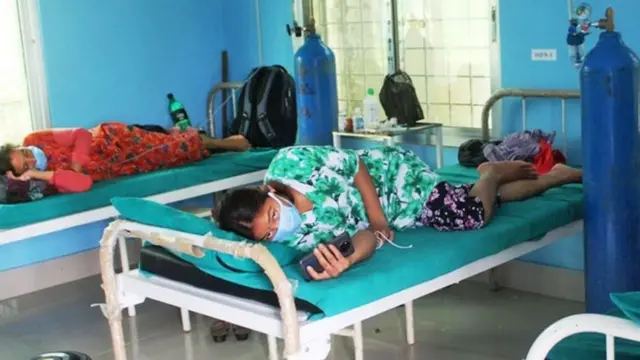 कोरोनाभाइरसका बिरामी अस्पतालमा घट्न नसकेको स्वयं स्वास्थ्य मन्त्रालयले जनाएको छ