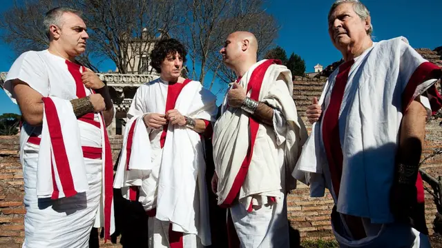 Назва астероїда Веста походить від ім'я римської богині