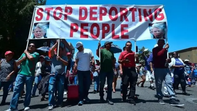 ประท้วงการเนรเทศคนออกจากประเทศ