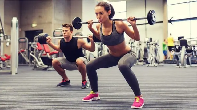 পুষ্টিবিদরা বলছেন, শরীরের মাঝের অংশে চাপ পড়ে এমন ব্যায়াম হজমপ্রক্রিয়াকে সহজতর করে।