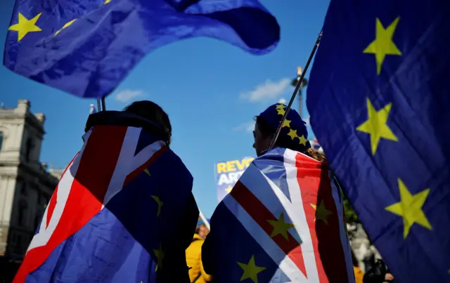 유럽연합과 영국 국기