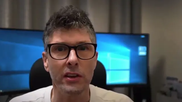 Ли Баррет сўнгги Шинжон видеоларида CGTN веб-сайтида стрингерлар рўйхатига киритилган