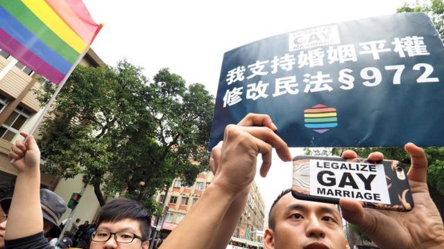 台湾支持修改《民法》合法化同性婚姻的人