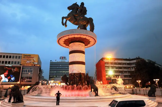 Estatua de Alejandro Magno en Skopje