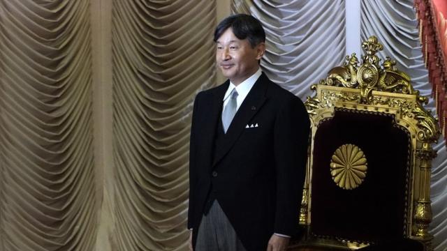 日皇按照過去的慣例，以日本國家元首的身份宣佈奧運會開幕。
