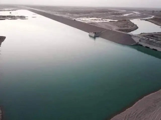 له نږدې درې کلونو کار وروسته کمال خان بند کې تېره اونۍ اوبه ټولېدل پیل شول.