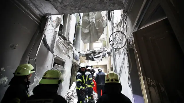 ख़ारकीएव में गोलीबारी से हुआ नुकसान, 1 मार्च 2022