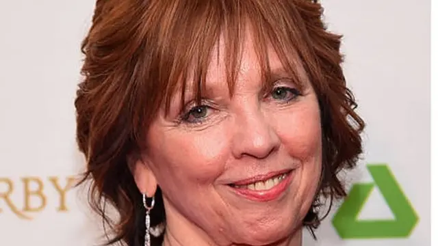 نورا روبرتس