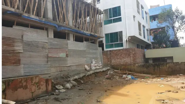 জমে থাকা পানি।