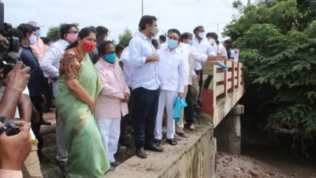 వరంగల్‌లో తెలంగాణ మంత్రి కేటీఆర్ పర్యటించారు