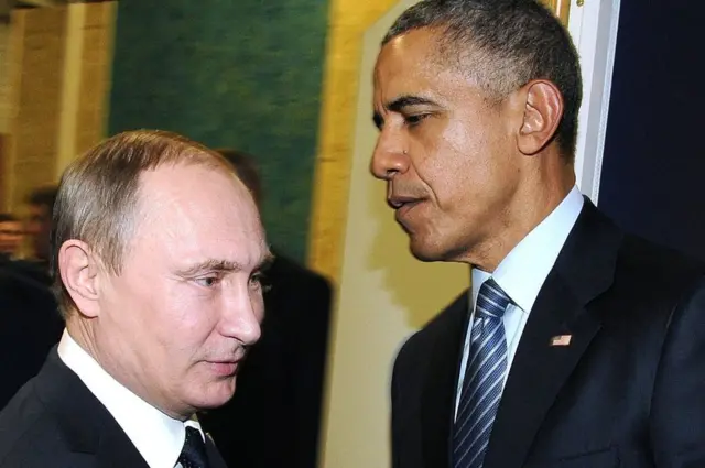 米オバマ政権、ロシア外交官35人追放 ロシアは対抗措置を約束