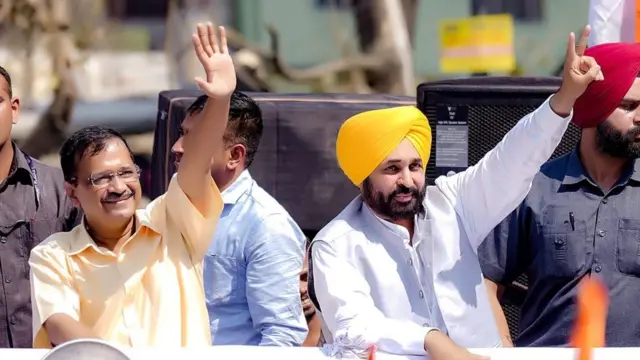 ਆਮ ਆਦਮੀ ਪਾਰਟੀ ਵੱਲੋਂ ਲੋਕਾਂ ਨੂੰ 300 ਯੂਨਿਟ ਮੁਫ਼ਤ ਬਿਜਲੀ ਦੇਣ ਦਾ ਵਾਅਦਾ ਕੀਤਾ ਗਿਆ ਸੀ