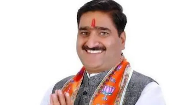 আলীগড়ের বিজেপি এমপি সতীশ গৌতম