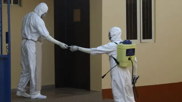 Awọn oṣiṣẹ eleto ilera