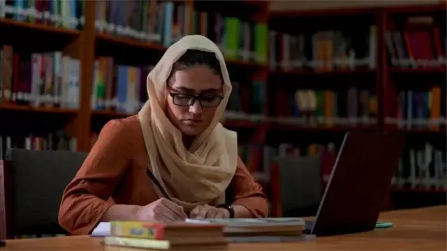 Əfqanıstanda həyat Əfqanıstanda etirazlar Əfqanıstanda qadınlar əfqanlar Əfqan qadınları