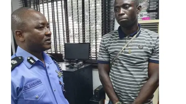 Igipolisi kivuga ko David-West yabikora wenyene ata wundi bafatanije