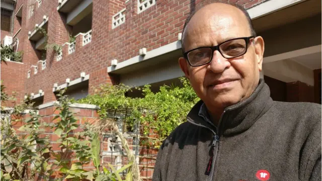 ডাঃ সামন্তলাল সেন: 'শীতের দিনে গরম কাপড়ের কারণে আগুন দ্রুত ছড়ায়'