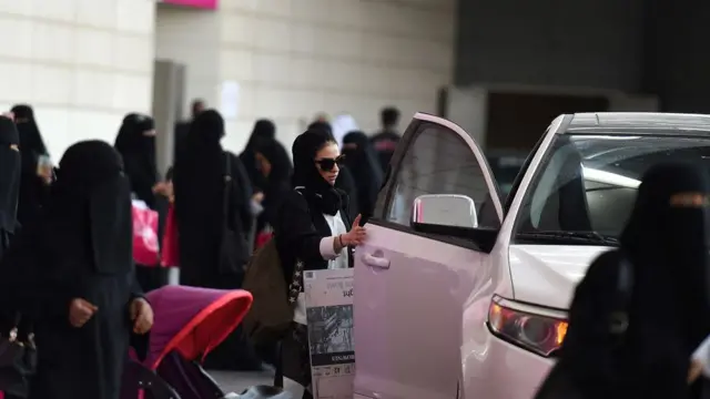 سعودی عرب، خواتین، ڈرائیور