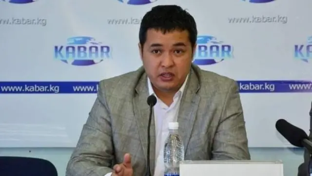 Искендер Шаршеев ишканалардын мындай кырдаалга кептелип жатышын союз учурунан калган стратегиялык жана табигый монополиянын калыптанып калышы менен байланыштырды