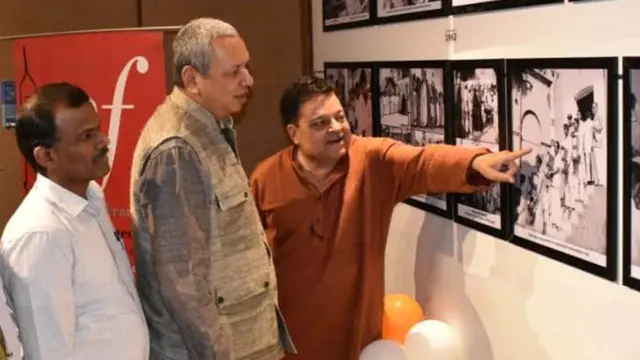 રાજ્યના મુખ્ય નિર્વાચન અધિકારી ડૉ.મુર્લી ક્રિશ્નન, રાજ્યના ચૂંટણી કમિશ્નર સંજય પ્રસાદ અને ફોટોગ્રાફર કલ્પિત ભચેચ