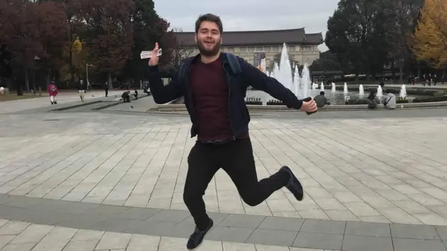 جيمس غودين، 21 عاماً