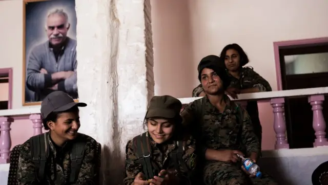 In Hasaka / Syria Kurdish and Arab young women who have joined the YPG are living on a training ground. In addition to be teached of the Öcalan ideology they have daily training program.