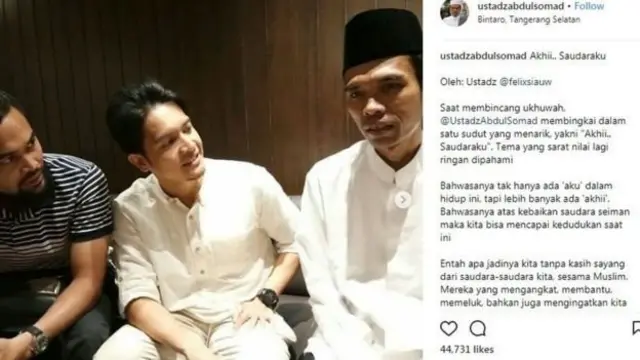 Unggahan foto Abdul Somad (kanan) dengan beberapa selebritas di Instagram.