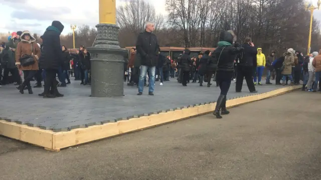 Митинг-концерт у здания МГУ