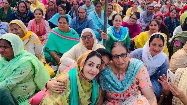 Sonia Mann tare da mahaifiyarta