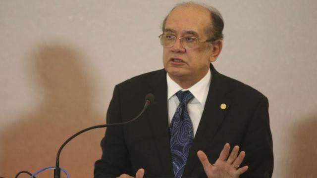 Ministro Gilmar Mendes discursa diantepremier bet jogos onlineum microfone