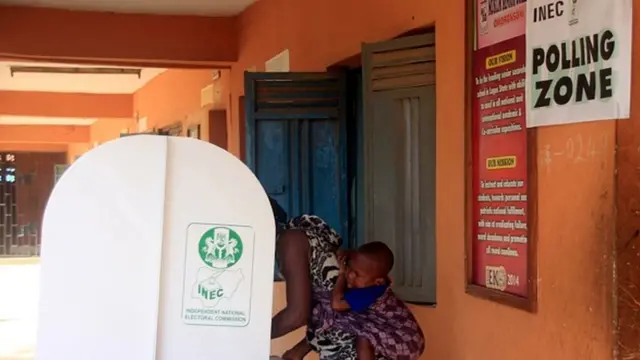 Ebe a na-atụ vootu