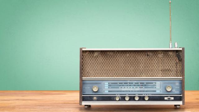 Há 10 anos, uma série de composições tirava do ar a Rádio Brasil