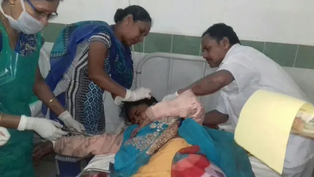 रेल हादसा में ज़ख़्मी इंसान