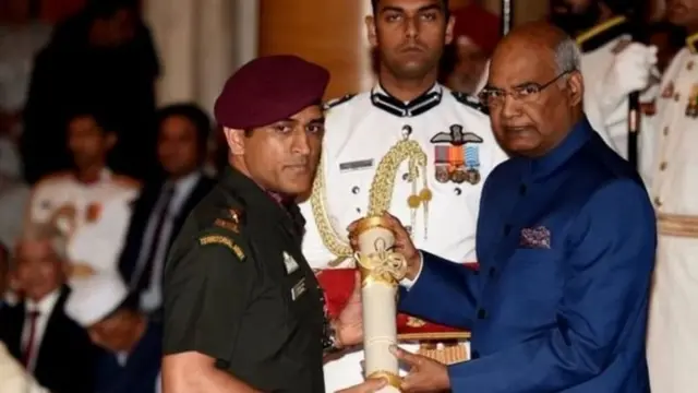dhoni